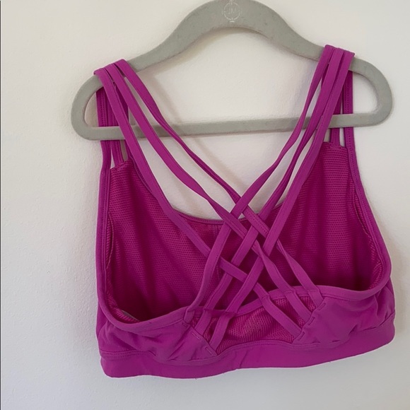 3 Athleta Sports bras - Picture 4 of 6
